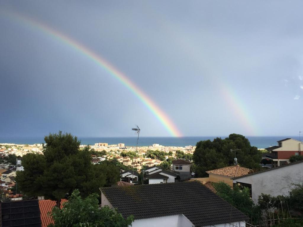 Precioso Apartamento Con Vista Al Mar Calafell Dış mekan fotoğraf