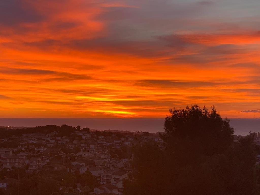 Precioso Apartamento Con Vista Al Mar Calafell Dış mekan fotoğraf